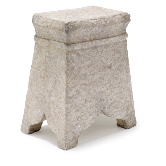 Nina Stool