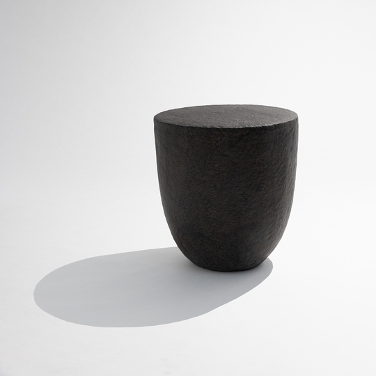 Rioja Side Table (composite stone, Raven)